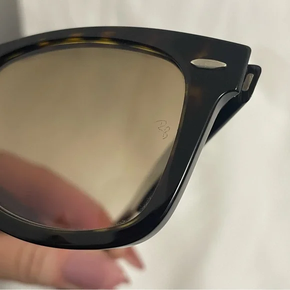 Ray-Ban Wayfarer - Picture 8 of 12
